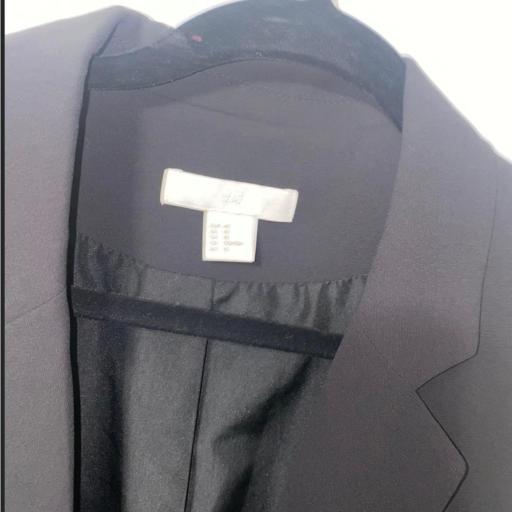 Black Blazer - Picture 2 of 4